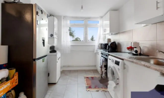 Недвижимость Comber Close, Gladstone Park: 7