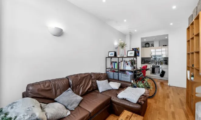 Недвижимость Lavender Hill: 8