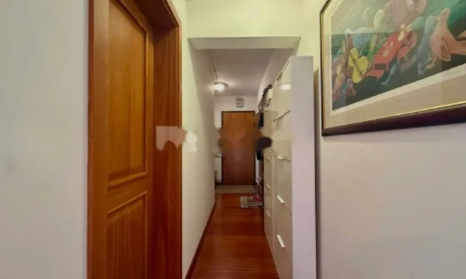 Недвижимость Трехкомнатная квартира, Центр: 10