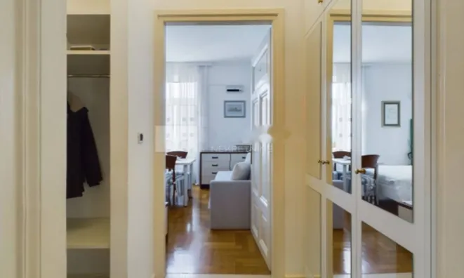 Недвижимость Трёхкомнатная квартира, Опатия: 6