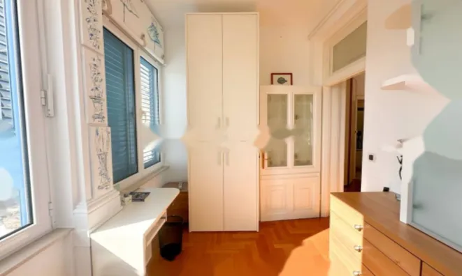 Недвижимость Трёхкомнатная квартира, Опатия: 7