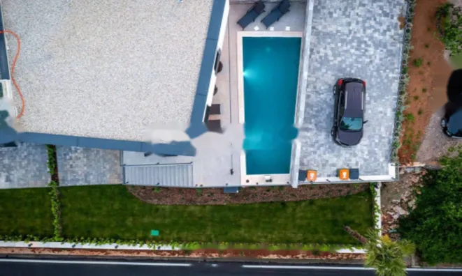 Недвижимость Семейный дом 225 м², Центр: 19