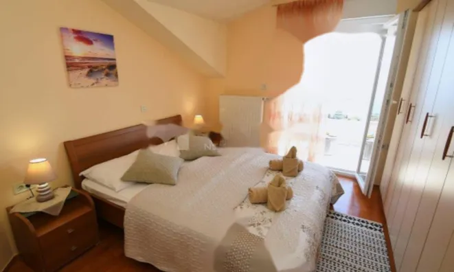 Недвижимость Четырехкомнатная квартира Центр: 6