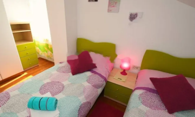 Недвижимость Четырехкомнатная квартира Центр: 16