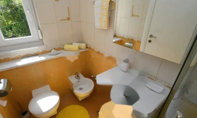 Недвижимость Четырехкомнатная квартира Центр: 18