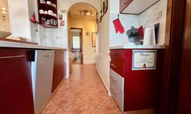 Недвижимость Четырехкомнатная квартира : 6