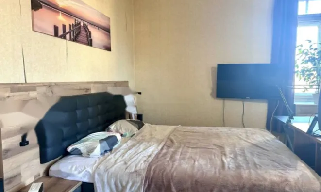 Недвижимость Трёхкомнатная квартира, Центр: 3