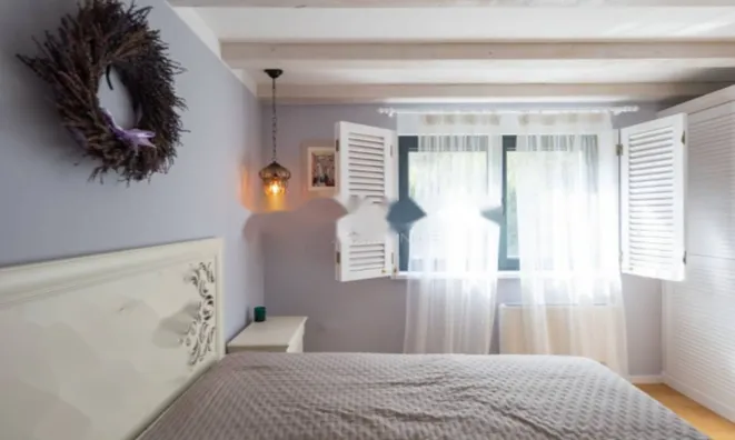 Недвижимость Четырехкомнатная квартира: 13