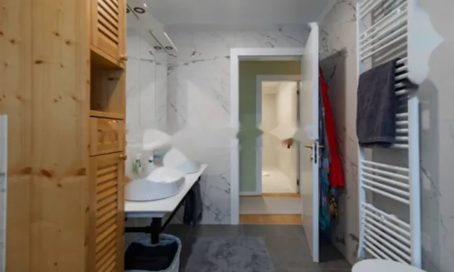 Недвижимость Четырехкомнатная квартира: 22