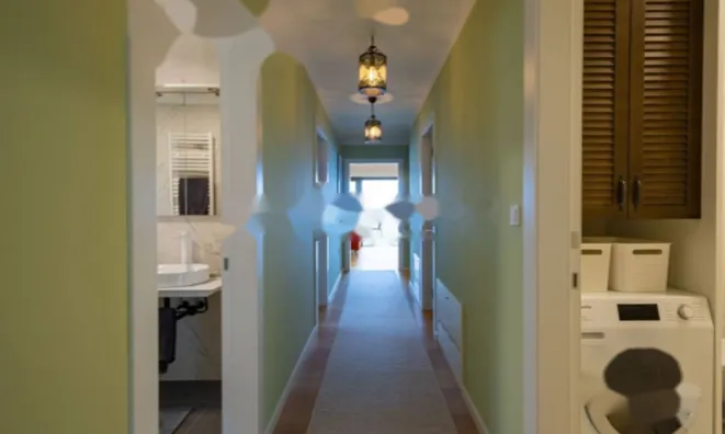 Недвижимость Четырехкомнатная квартира: 25