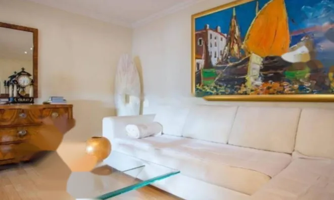 Недвижимость Трёхкомнатная квартира в Центре: 3