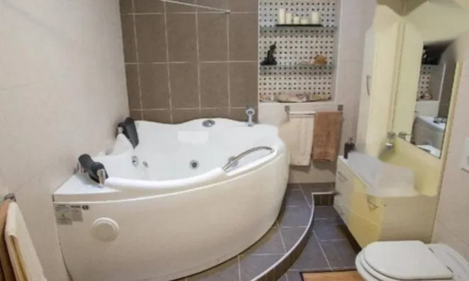 Недвижимость Трёхкомнатная квартира в Центре: 7