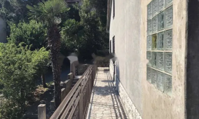 Недвижимость Семейный дом 280 м², Центр: 23