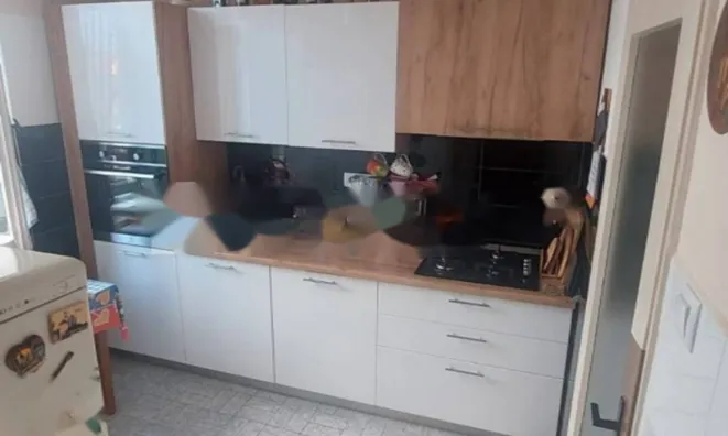 Недвижимость Трехкомнатная квартира, центр: 1