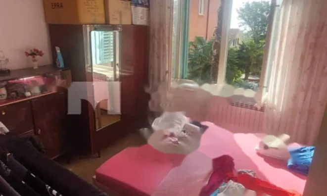 Недвижимость Трехкомнатная квартира, центр: 8