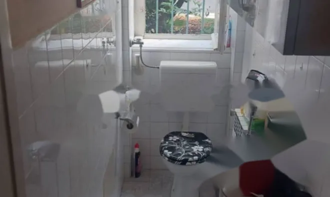 Недвижимость Трехкомнатная квартира, центр: 12