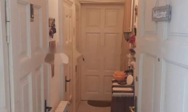 Недвижимость Трехкомнатная квартира, центр: 13