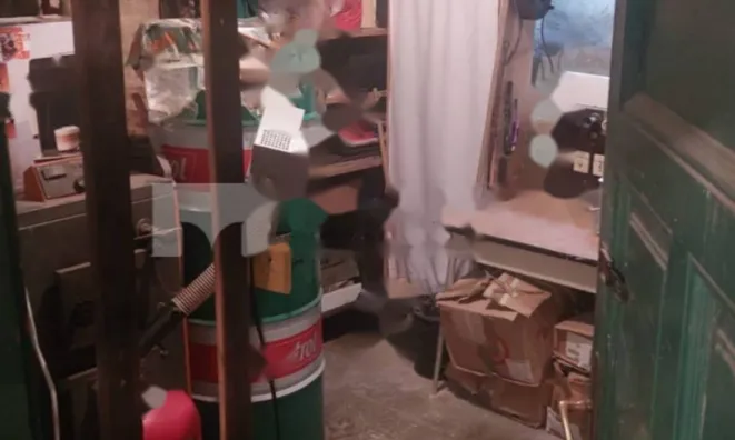 Недвижимость Трехкомнатная квартира, центр: 14