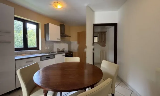 Недвижимость Трехкомнатная квартира Побрии: 3