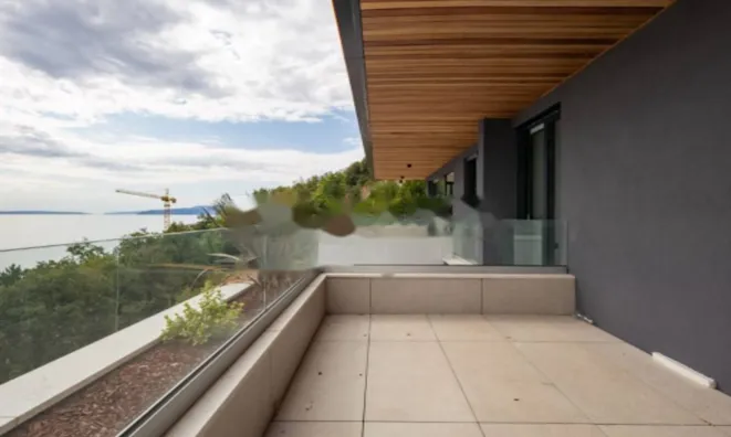 Недвижимость Четырехкомнатная квартира в центре Опатии: 4