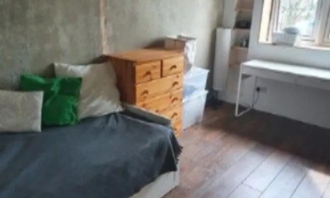 Недвижимость Strasburg Road: 1