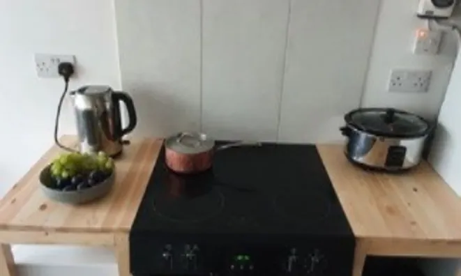 Недвижимость Strasburg Road: 8