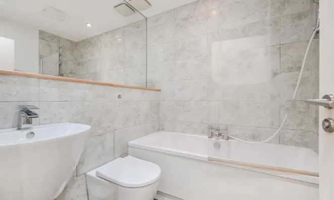 Недвижимость Bernhard Baron House, Henriques Street: 6