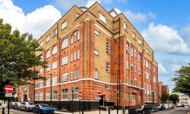 Недвижимость Bernhard Baron House, Henriques Street: 7