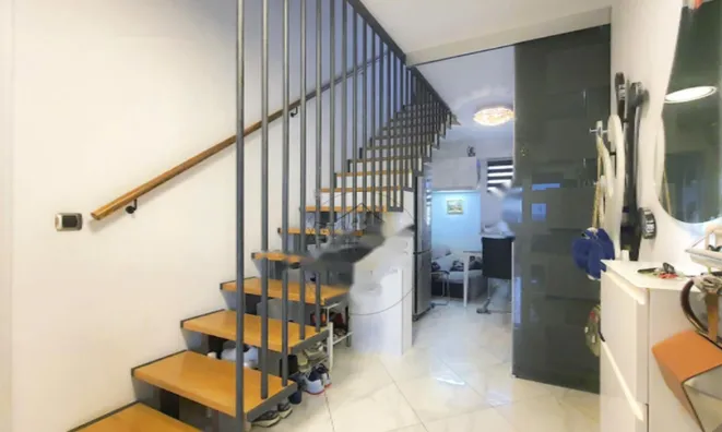 Недвижимость Четырёхкомнатная квартира с видом на море: 14