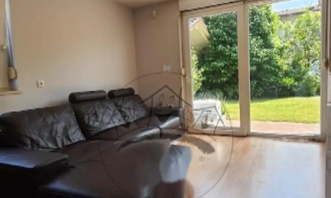 Недвижимость Двухэтажный дом с садом: 13