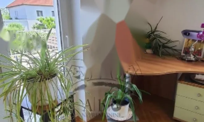 Недвижимость Двухэтажный дом с садом: 20