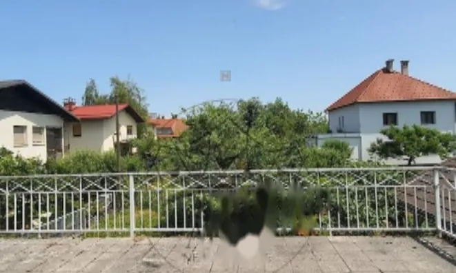 Недвижимость Двухэтажный дом с садом: 23