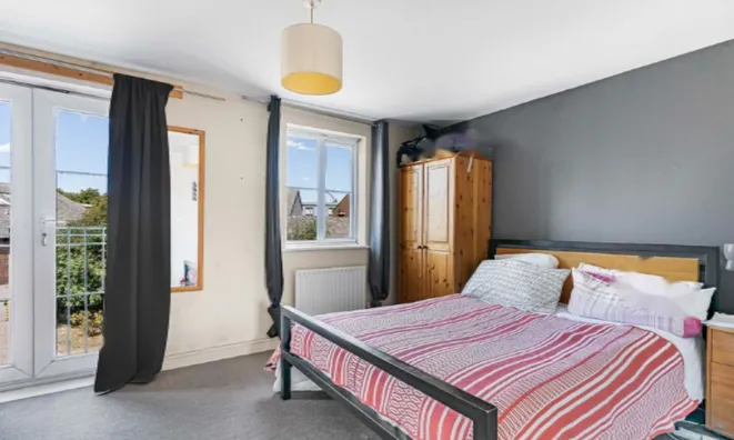 Недвижимость Newent Close: 18