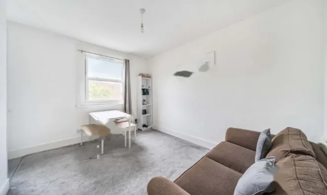 Недвижимость Camberwell Station Road, Camberwell: 1