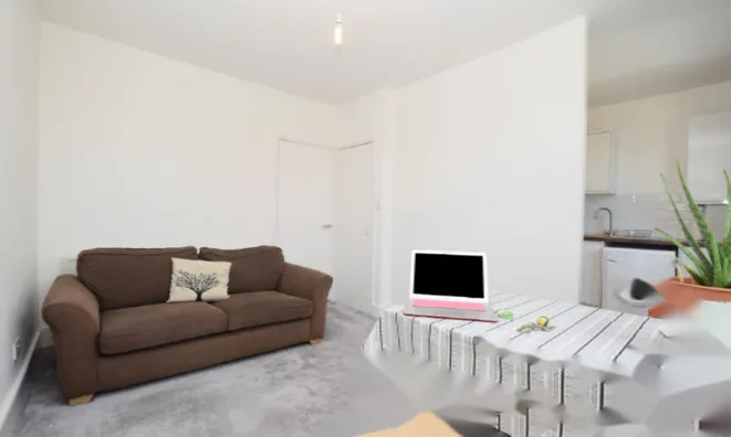 Недвижимость Camberwell Station Road, Camberwell: 6