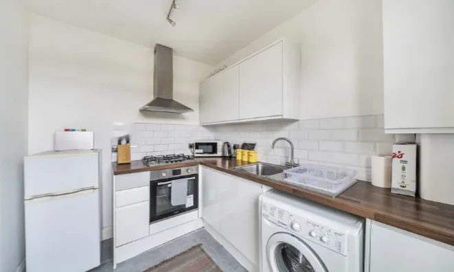 Недвижимость Camberwell Station Road, Camberwell: 14