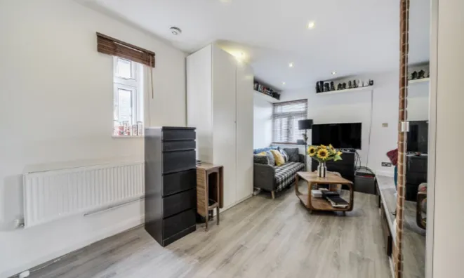 Недвижимость Wyndham Road: 10