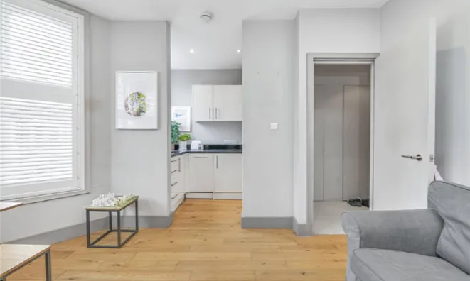 Недвижимость Tregothnan Road, Clapham: 12