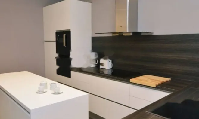 Недвижимость Двухкомнатная квартира в Центре: 14