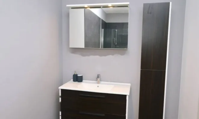 Недвижимость Двухкомнатная квартира в Центре: 16