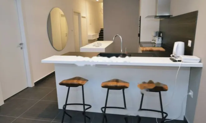 Недвижимость Двухкомнатная квартира в Центре: 17