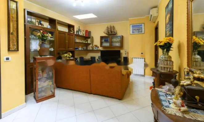 Недвижимость Квартира на улице Джустиниани: 3