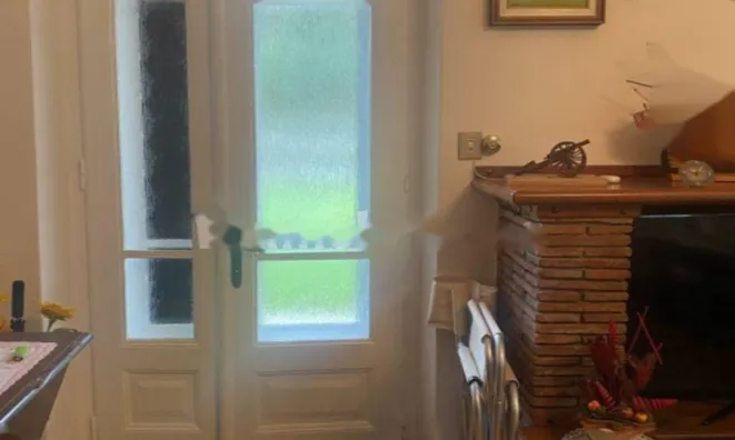 Недвижимость Квартира на улице Семинария 24: 16