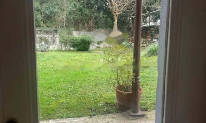 Недвижимость Квартира на улице Семинария 24: 17