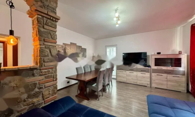 Недвижимость Трёхкомнатная квартира в центре: 4