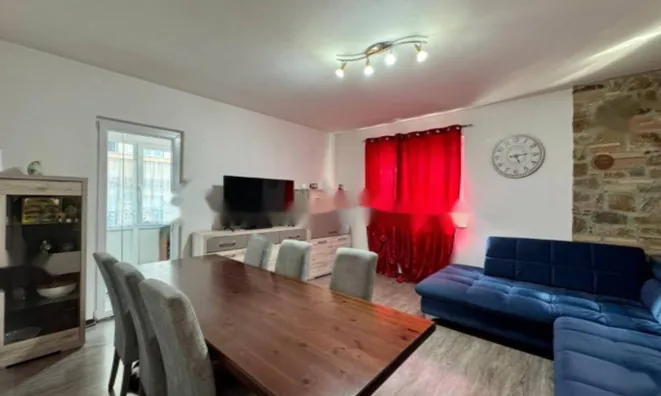 Недвижимость Трёхкомнатная квартира в центре: 5