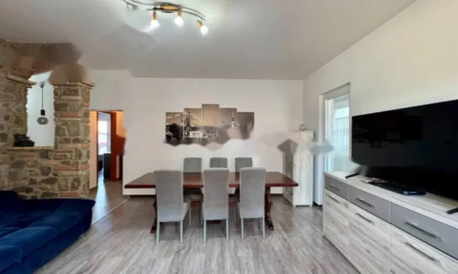 Недвижимость Трёхкомнатная квартира в центре: 7