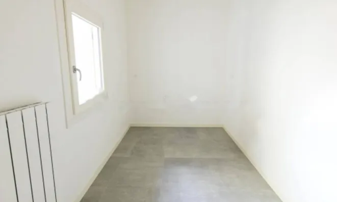 Недвижимость Квартира на улице Мадзини: 19