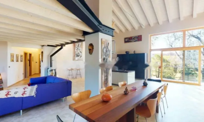 Недвижимость Квартира на улице Кампи: 12