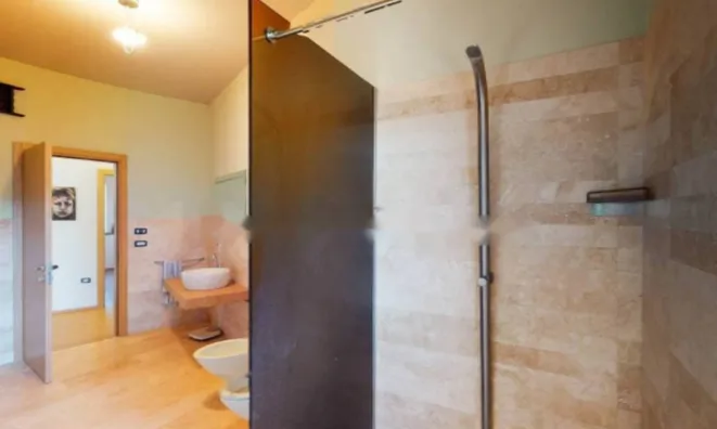 Недвижимость Квартира на улице Кампи: 20